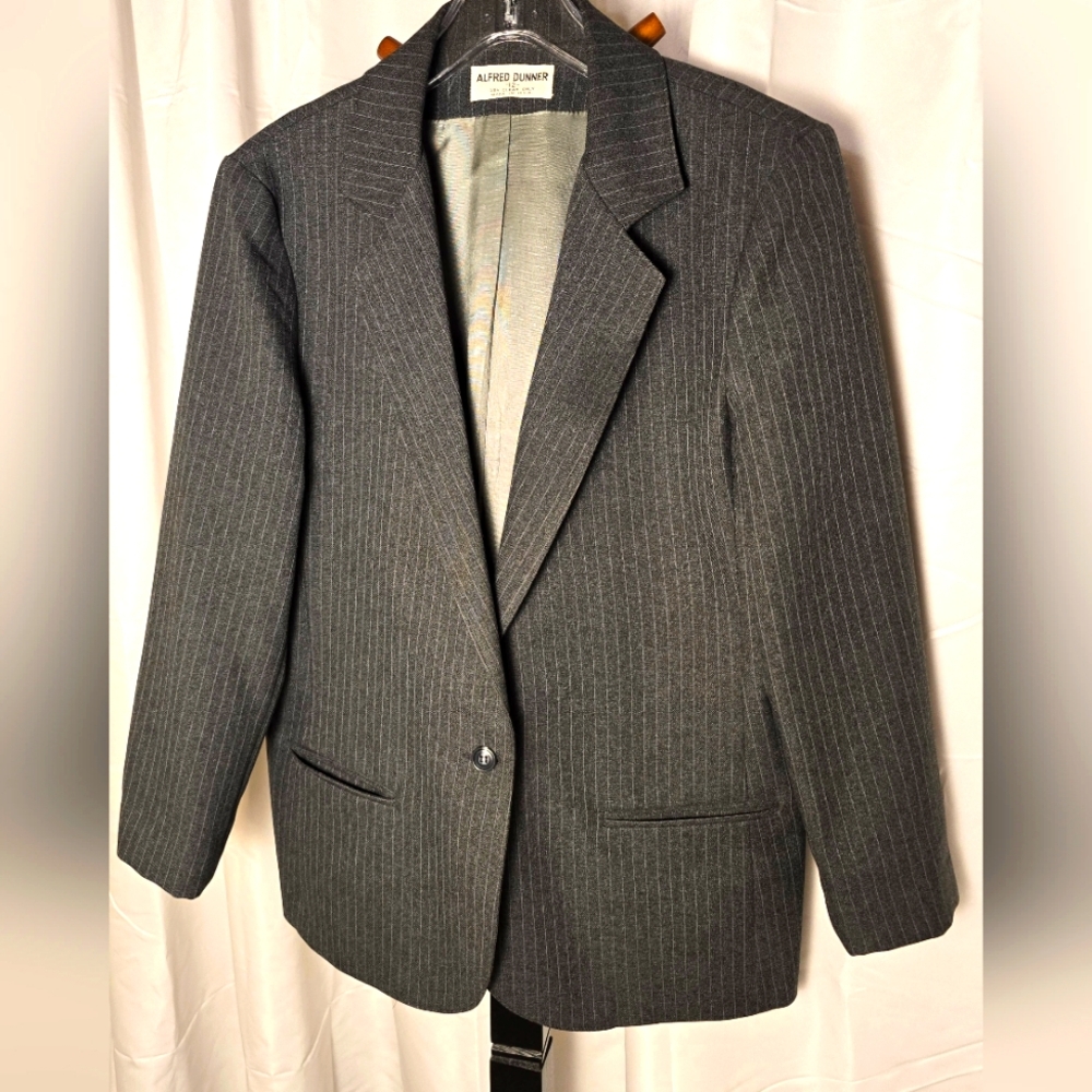 Gray‎ and White Alfred Dunner Pin Striped Women's Blazer